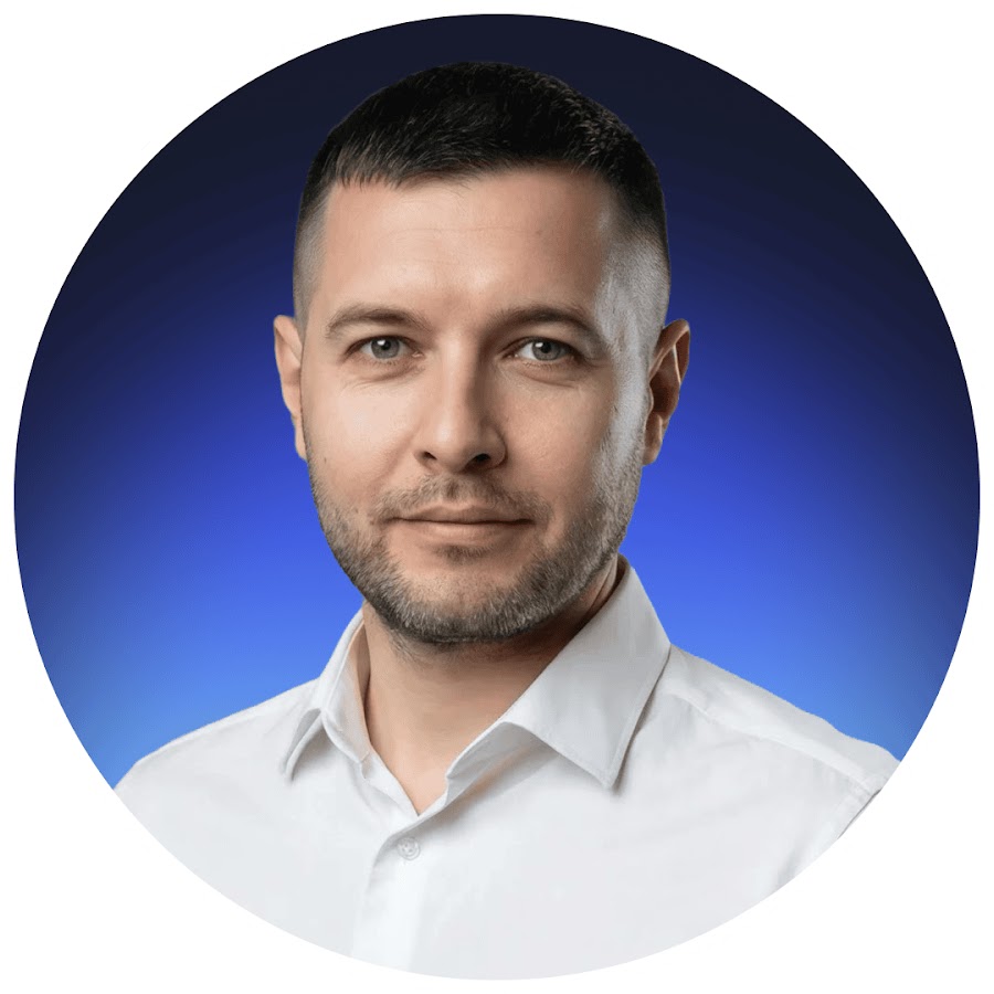 Awatar: Piotr Bąk